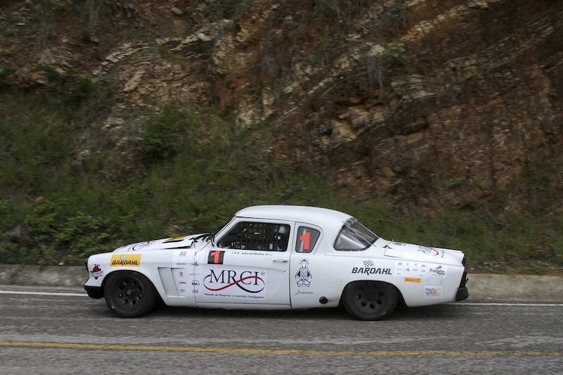 Emilio Velázquez se impone en el Rally Sierra Juárez