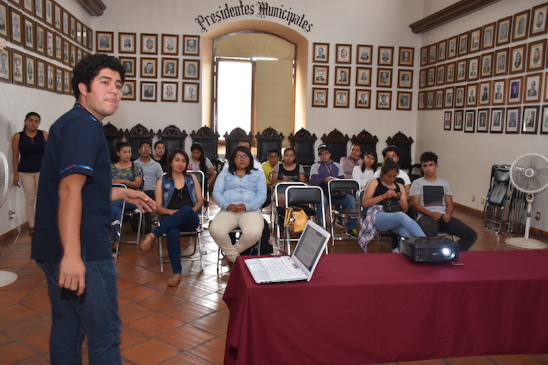 Acercan talleres de fotografía y redacción a las juventudes oaxaqueñas