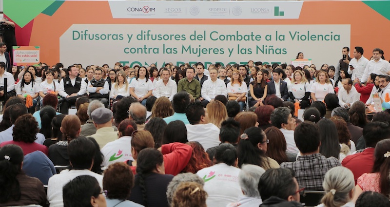 80% de llamadas al 01-800-Háblalo son originadas por difusión de Liconsa