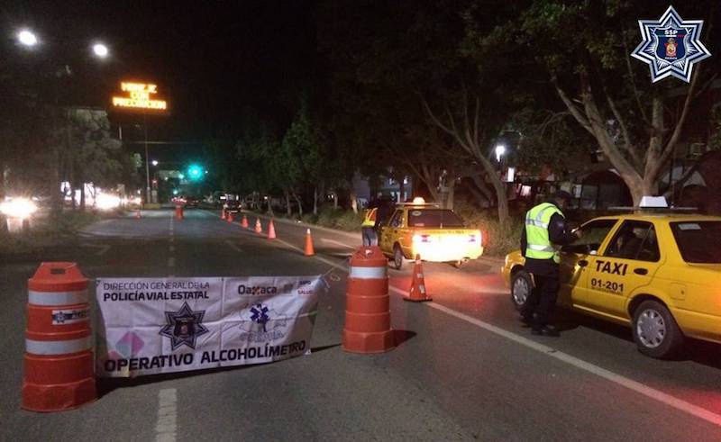 Operativo Alcoholímetro previene accidentes viales en Avenida Universidad