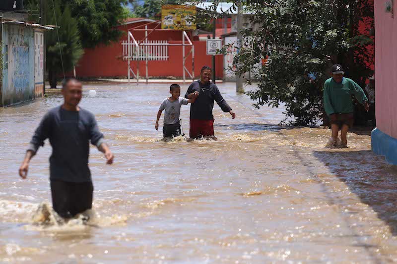 150 mil afectados por lluvias en 90 municipios de Oaxaca