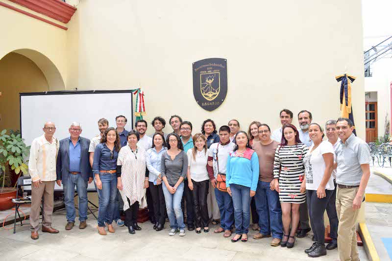 Disertan en UABJO sobre el importante papel que juegan las universidades públicas