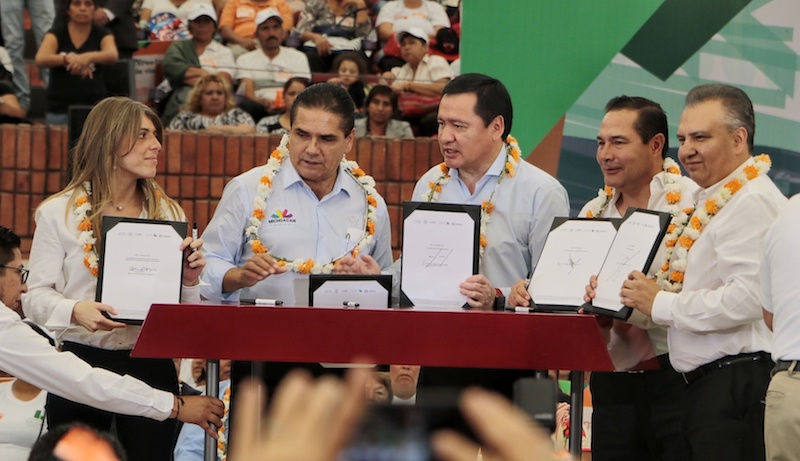 Liconsa combate la violencia de género en Michoacán