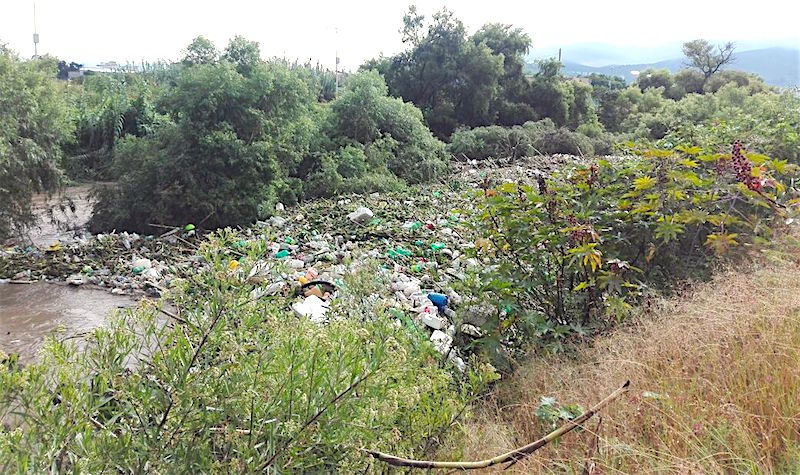 Basura en calles, márgenes de ríos y lluvias colapsan drenaje y provocan inundaciones