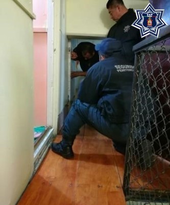 Informa SSPO 14 decomisos en Ceresos de la entidad durante protocolos de seguridad penitenciarios del 21 al 27 de octubre