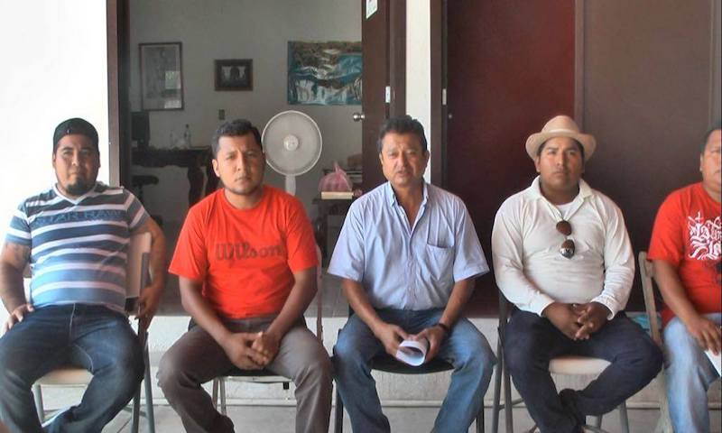 Acusan a presidenta municipal de Juchitán de pretender desalojar a artistas zapotecos por «revanchismo político»
