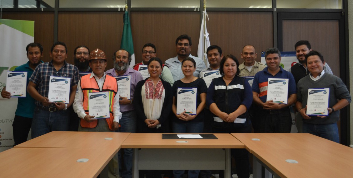 Docentes de Energías Renovables participan en proceso de certificación de competencias