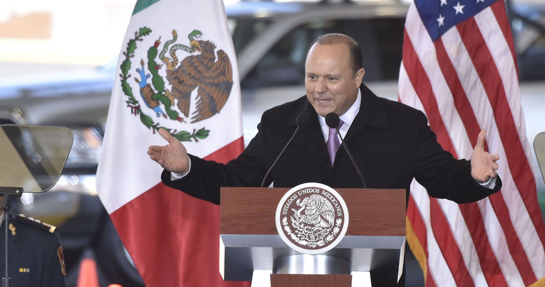 Pide el arresto de los Duarte, y denuncia chantaje de Lozoya: la PGR cesa al Fiscal de la Fepade