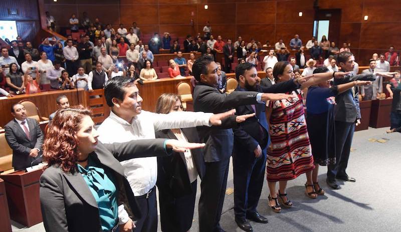 Pese a intromisión, Romero asume Mesa Directiva; Nieves, Junta de Coordinación Política