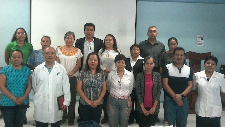 Trabajan CEVIE y Enfermería Huajuapan para conservar la calidad educativa