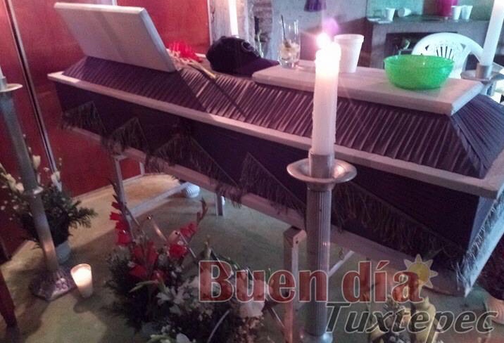 Piden justicia familiares de Raúl, joven que murió sepultado en obra municipal de Tuxtepec