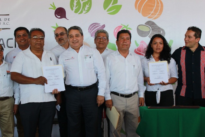 La SE concreta la exportación de tomate y otros productos a los Estados Unidos