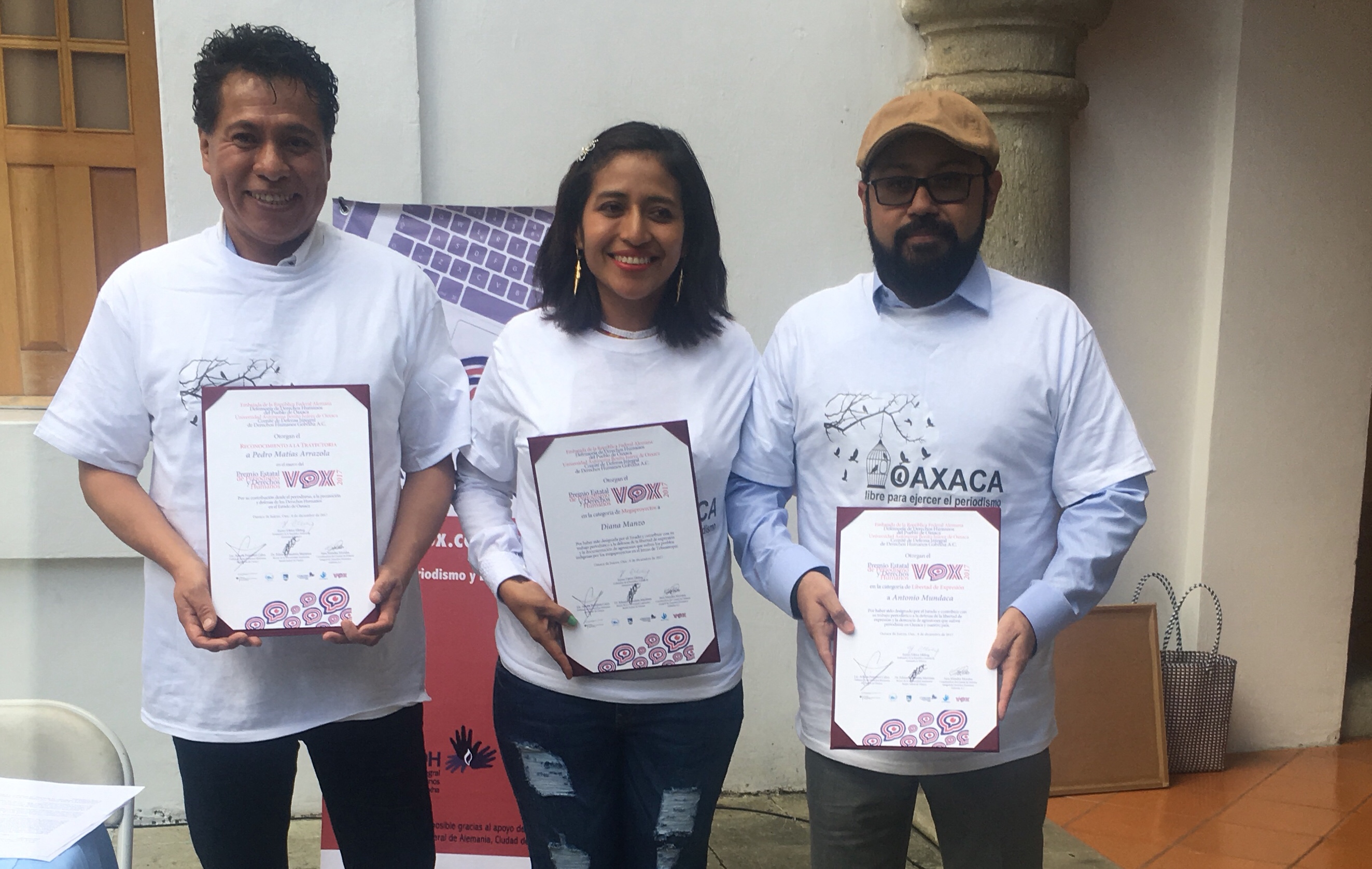Gobierno Alemán entrega primer premio de Periodismo y Derechos Humanos en Oaxaca a Antonio Mundaca y Diana Manzo