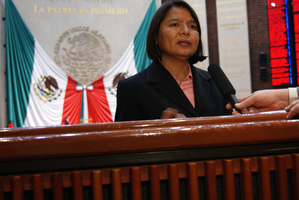 Pese a entregar «negras» cuentas por su pasó a la SAI, Sofía Castro Ríos aspira a ser candidata del PRI al Senado