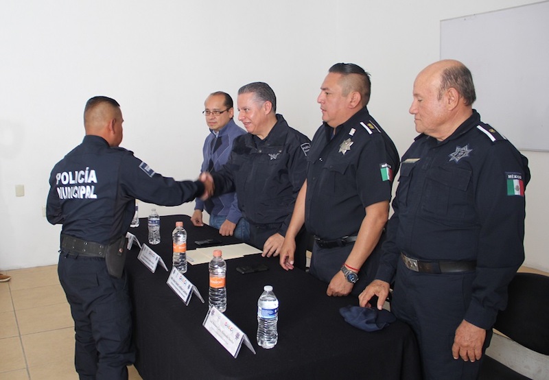 Entregan ascensos a elementos de la Comisión de Seguridad Pública y Vialidad Municipal