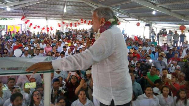 AMLO no modificará su agenda por Yunes, afirma César Yáñez
