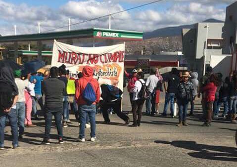 Antorchistas, CTM, STEUABJO y FALP sitian el estado ante incapacidad gubernamental 