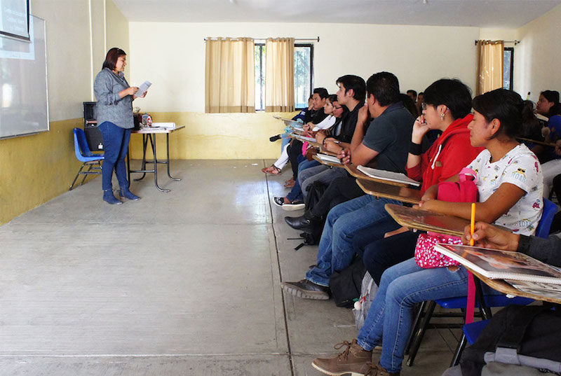 Nuevas generaciones de estudiantes se integran al CECAD-UABJO