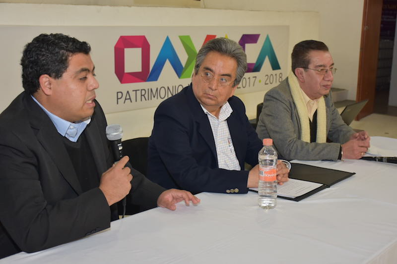 Municipio capitalino reconoce a músico oaxaqueño Carlos Pazos Ortiz