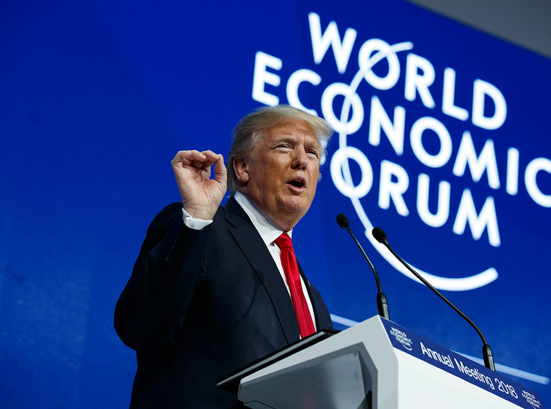 Trump revive tema del muro y pide a México interceptar a pandilleros centroamericanos