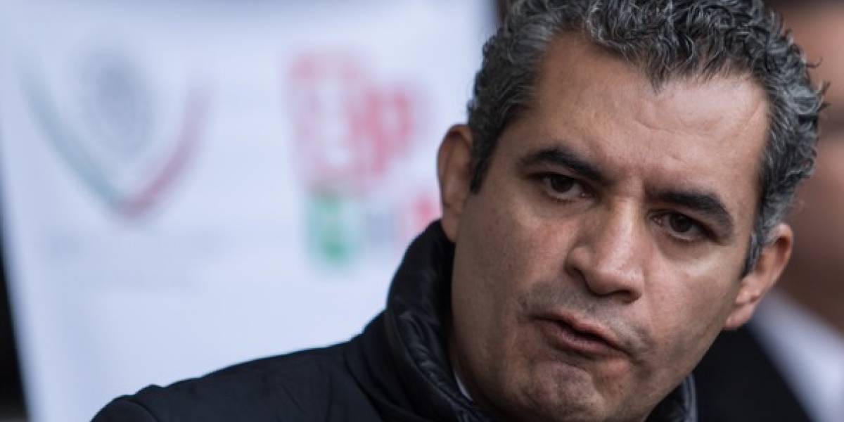 Diputados del PRI piden la renuncia de Ochoa Reza