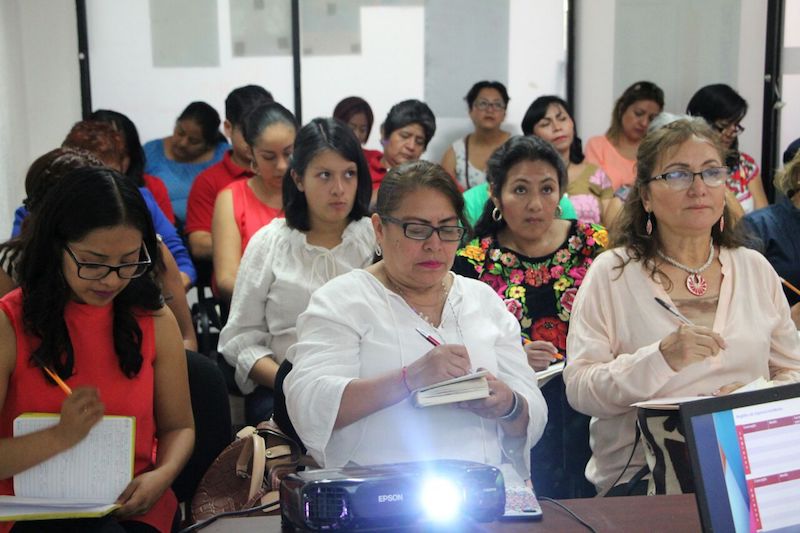 Capacita SMO a mujeres en materia financiera y patrimonial