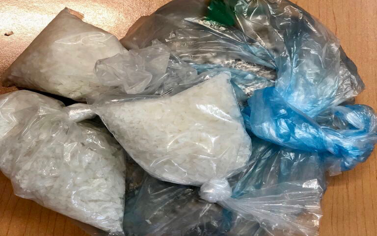 Detiene Fiscalía General a distribuidores de drogas y desmantela laboratorio en Xoxo