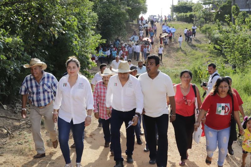 Respalda San Benito El Encinal, propuestas de “Chester”