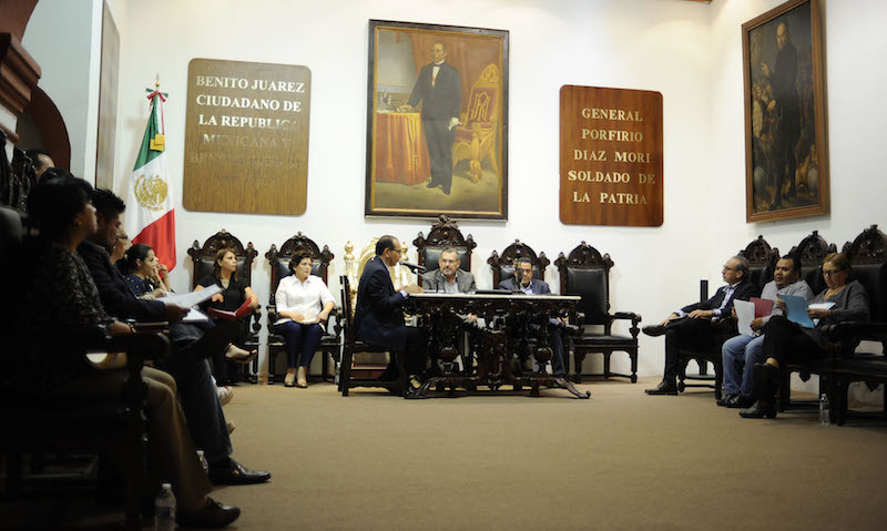 Reconoce Cabildo a áreas involucradas en festejo a Oaxaca