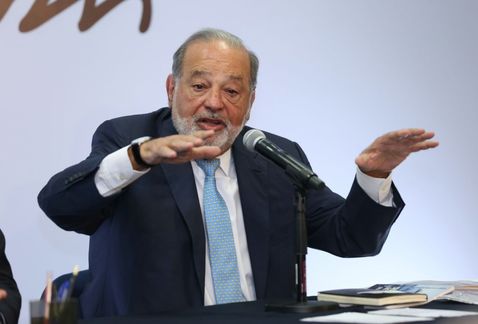 Carlos Slim defiende el nuevo aeropuerto; «candidatos no deben meterse»