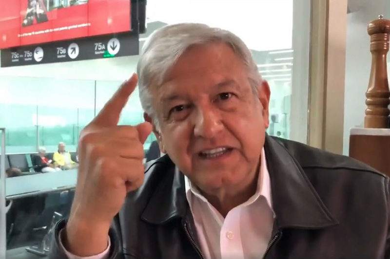 AMLO convoca a contracampaña en redes por videos “asquerosos” del PRI y el PAN