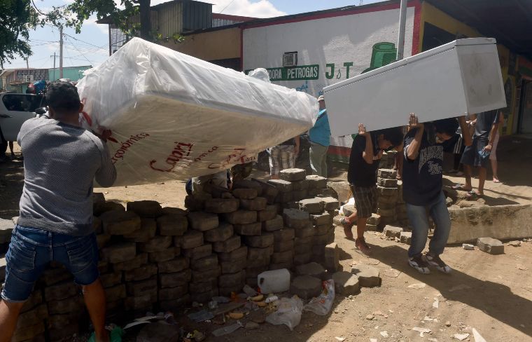 Protestas en Nicaragua contra Daniel Ortega dejan 26 muertos y decenas de comercios saqueados