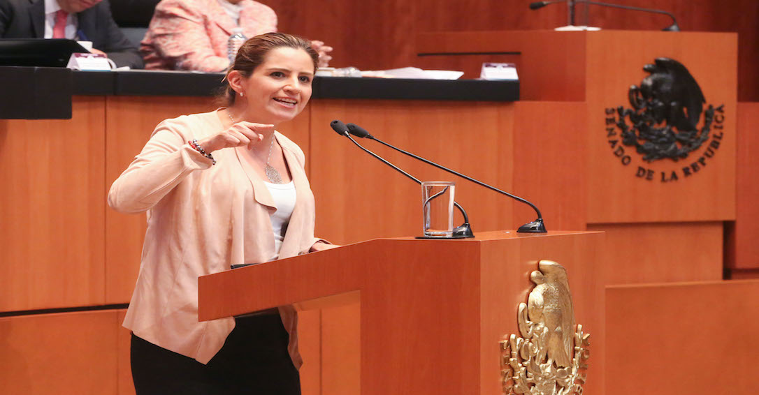 Gasto de Aurelio Nuño en la SEP para promocionar su imagen, signo de la corrupción rapaz del sexenio: Martha Tagle