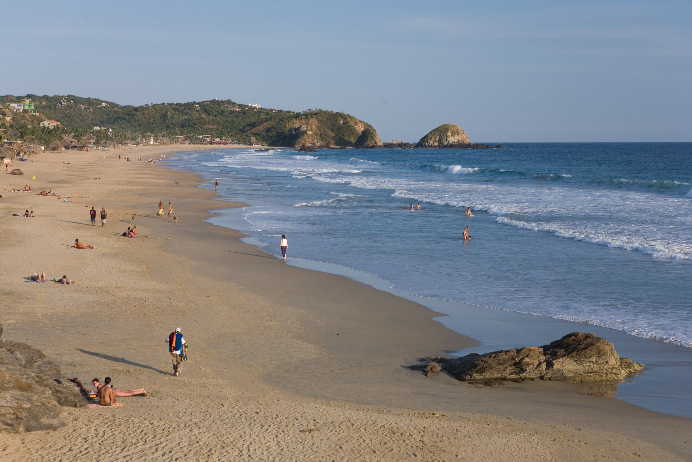 Fiscalía inicia investigación por la desaparición de un turista alemán y una mexicana en Zipolite