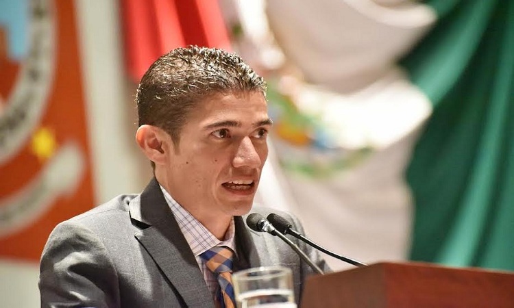 TEEO deja firme pluri del PAN, desecha autoregistro del Secretario General panista