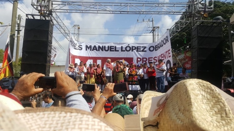 El «despertar ciudadano» es algo nunca visto en el país que lo pone con el 52% de preferencias electorales: AMLO