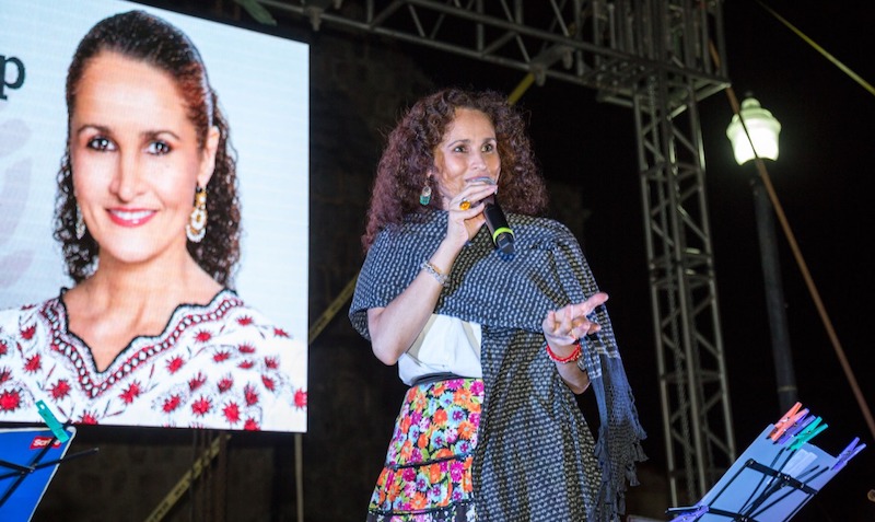 Reconoce @SusanaHarp a Capulálpam por el cuidado de su biodiversidad 