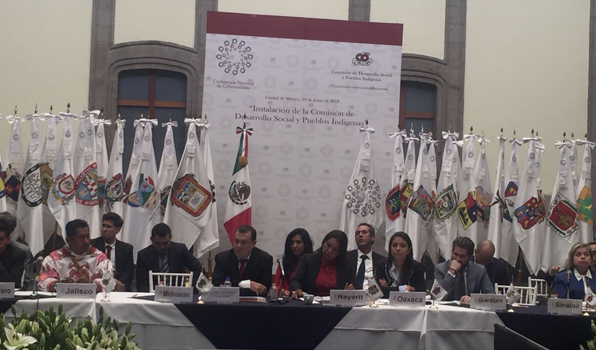 Gobierno de Oaxaca se suma a los «10 compromisos por el Desarrollo Social» de la Conago