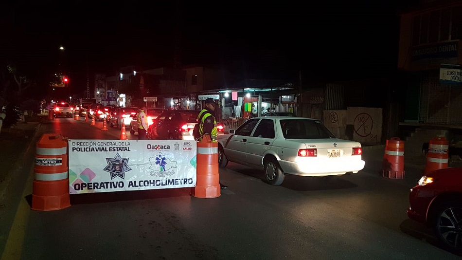 Detiene SSPO a 11 conductores en Operativo Alcoholímetro