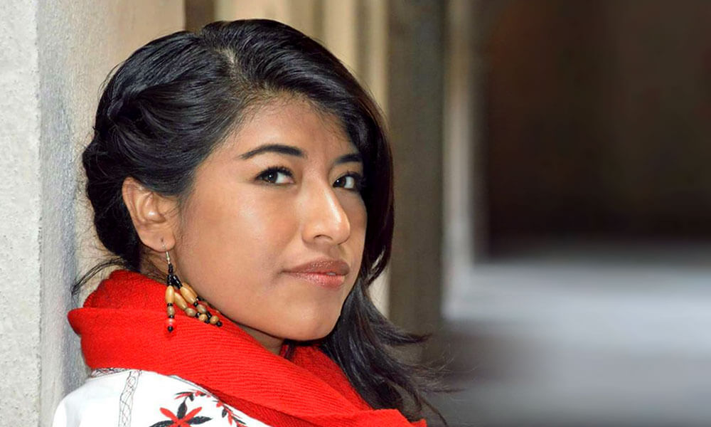 ¡Otra de @SECULTA_GobOax ! Cancela concierto la soprano mixe María Reyna por falta de pago