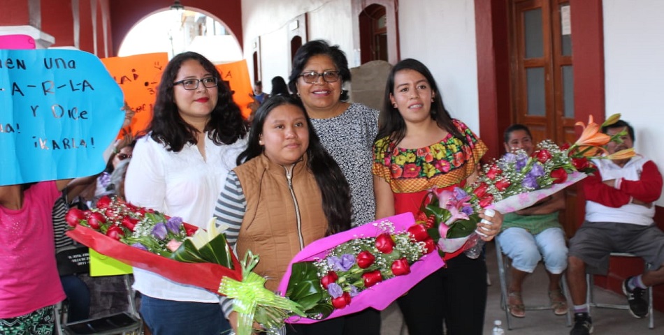 Entre porras y de manera unánime; eligen en Zaachila a Señorita Patria 2018