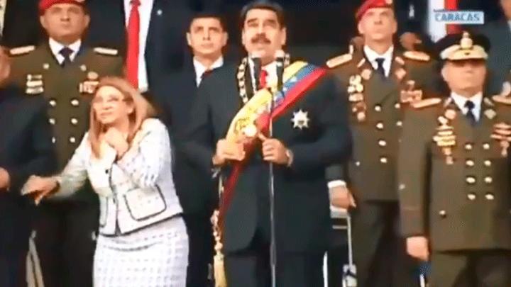 Por presunto atentado con drones, Nicolás Maduro es evacuado en pleno desfile militar