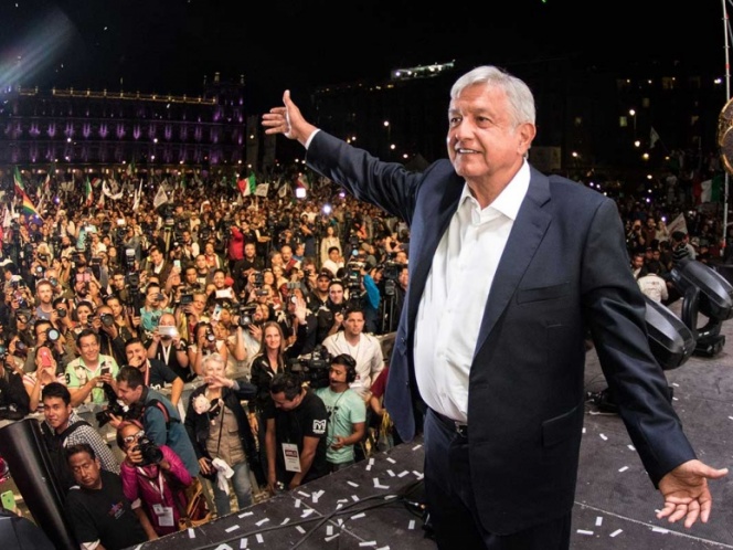 Se lleva López Obrador ‘Óscar de la política’ a mejor campaña