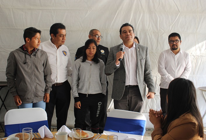 Gana Prepa 1 UABJO Campeonatos mundial de Box y nacional de King Boxing