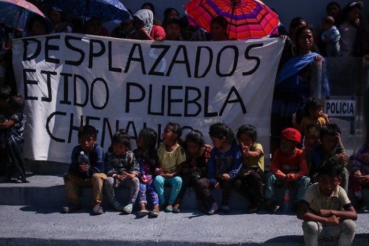 Indígenas desplazados piden se aplique la justicia a Manuel Velasco