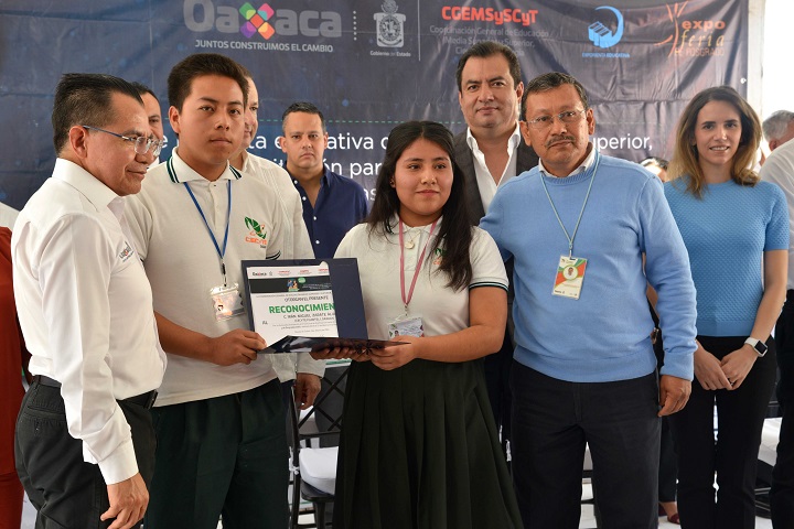 Gobierno de Oaxaca de Juárez es un gran aliado de la educación: Oswaldo García Jarquín