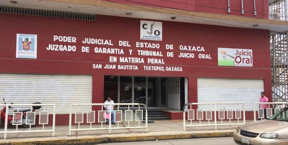 En Tuxtepec también protestaron trabajadores del Poder Judicial por rezago en convenio laboral 2018