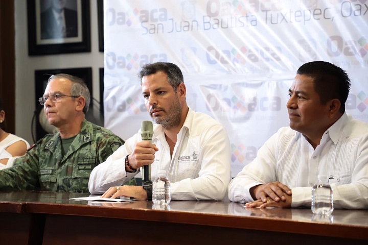 Los dislates del gobernador Alejandro Murat; garantiza seguridad para mexiquenses y desprecia a la prensa