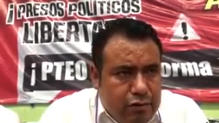 Piden a #AMLO castigo a @ulisesruizor por crímenes de lesa humanidad en 2006