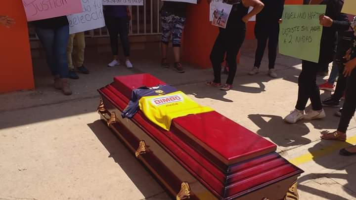 En Mazatlán Villa de Flores, demandan justicia por muerte del suplente del Presidente Municipal